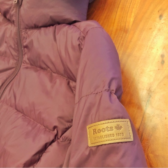 ROOTS Down Fill Winter Coat Puffer Jacket  Lightweight Packable Oversized.Medium - Picture 8 of 16